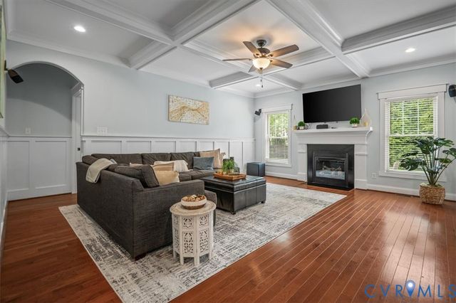 3718 Wivenhall Dr, Midlothian, VA 23112