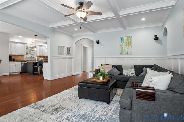 3718 Wivenhall Dr, Midlothian, VA 23112