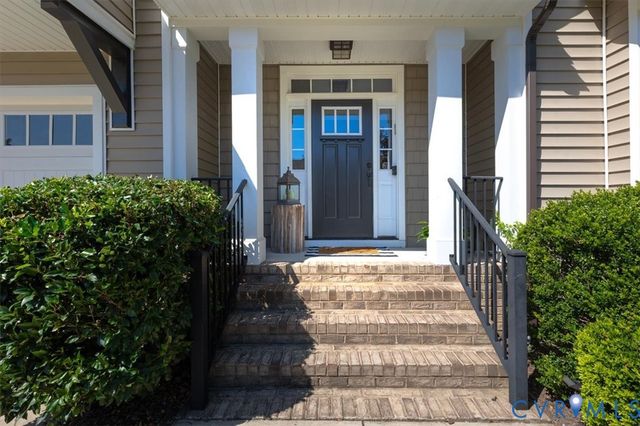 3718 Wivenhall Dr, Midlothian, VA 23112