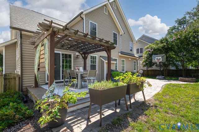3718 Wivenhall Dr, Midlothian, VA 23112