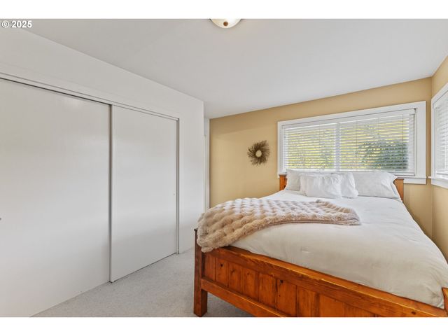 53856 BIG CREEK Rd, Myrtle Point, OR 97458