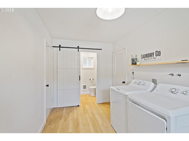 53856 BIG CREEK Rd, Myrtle Point, OR 97458