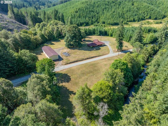 53856 BIG CREEK Rd, Myrtle Point, OR 97458
