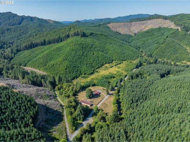 53856 BIG CREEK Rd, Myrtle Point, OR 97458