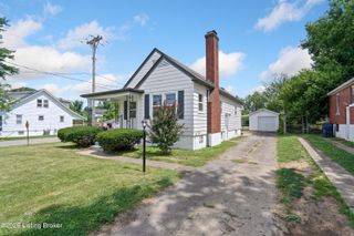 1719 Nobel Pl, Louisville, KY 40216