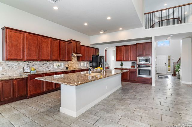 1705 fall, New Braunfels, TX 78130