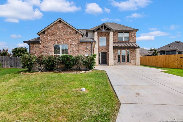 1705 fall, New Braunfels, TX 78130