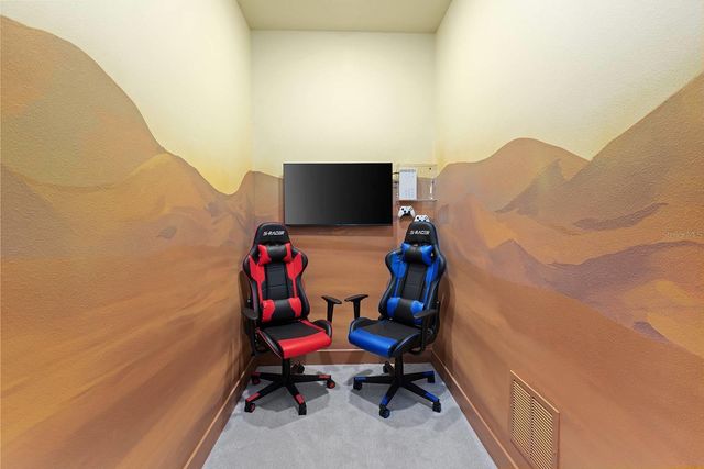 2013 OAK CREEK LOOP, Davenport, FL 33837