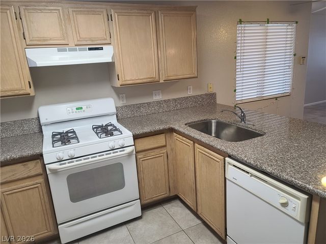 3125 North Buffalo Drive 1081, Las Vegas, NV 89128