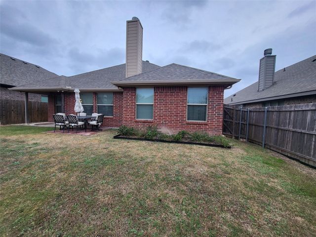 229 Carson Drive, Waxahachie, TX 75167