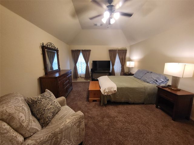 229 Carson Drive, Waxahachie, TX 75167