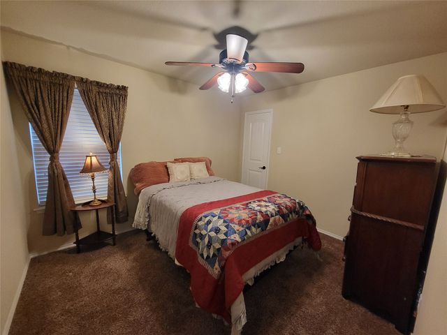 229 Carson Drive, Waxahachie, TX 75167