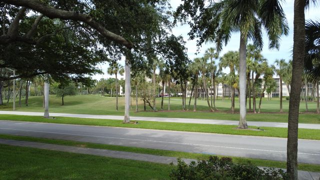 297 Deer Creek Boulevard 1305, Deerfield Beach, FL 33442