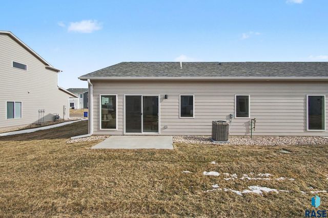 3611 S Broek Dr Drive, Sioux Falls, SD 57106