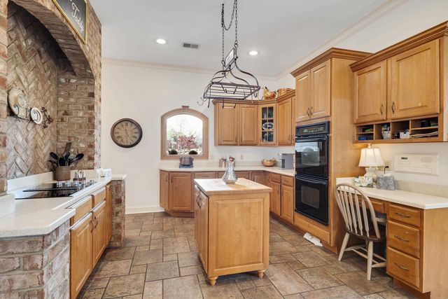 1245 AUBURN WOODS DR, Unincorporated, TN 38017