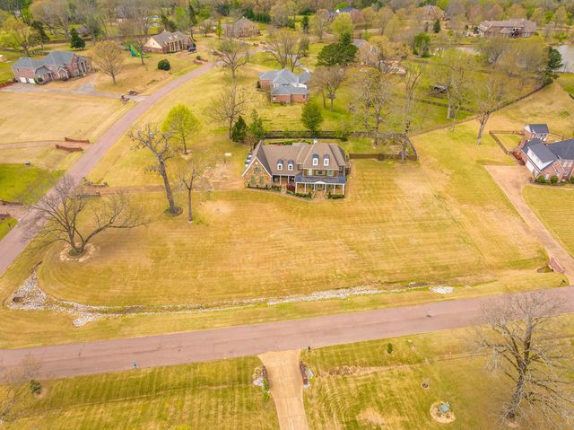 1245 AUBURN WOODS DR, Unincorporated, TN 38017