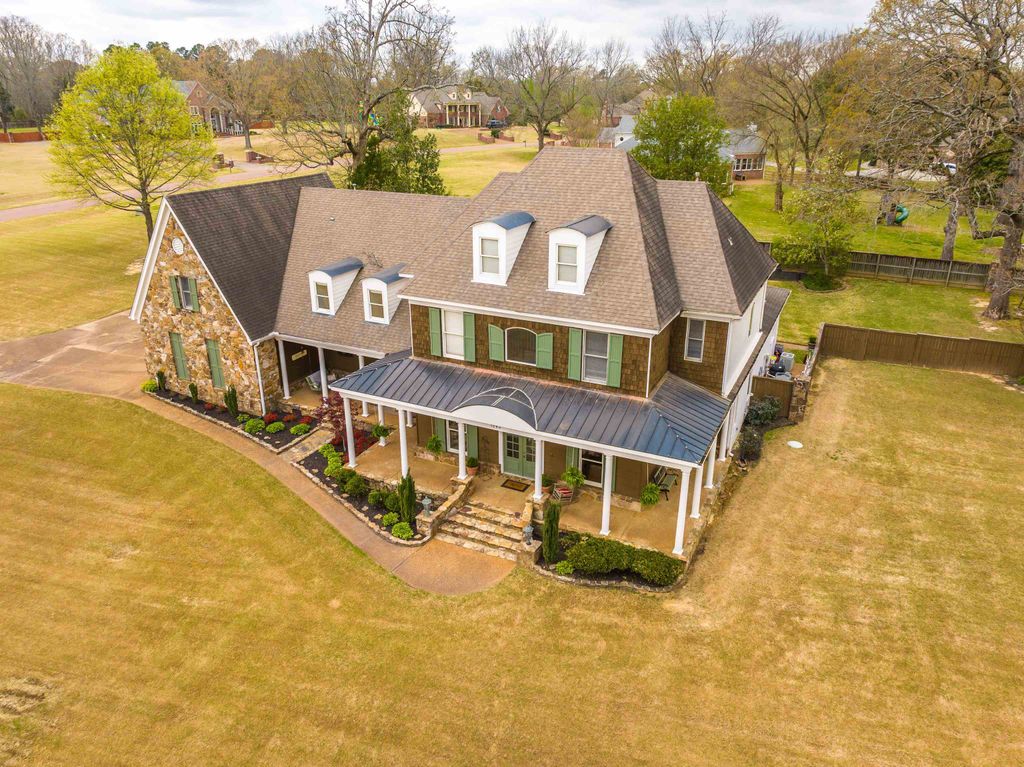 1245 AUBURN WOODS DR, Unincorporated, TN 38017