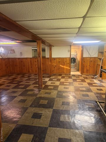 896 School Drive, North Baldwin, NY 11510