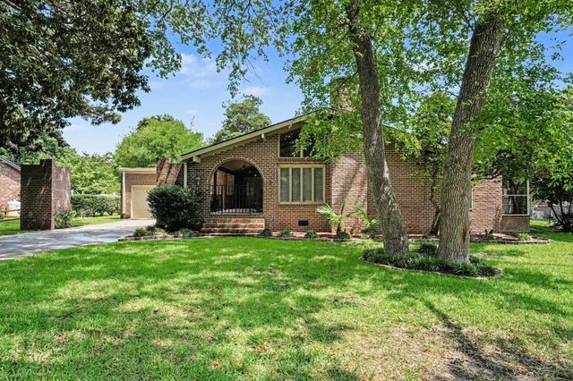 7608 Kingswood Dr., Myrtle Beach, SC 29572