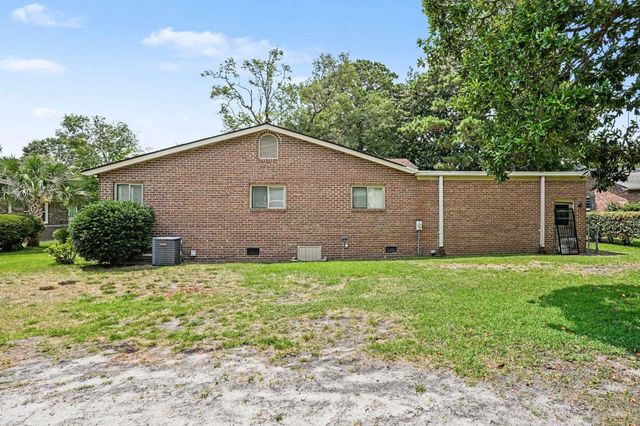 7608 Kingswood Dr., Myrtle Beach, SC 29572