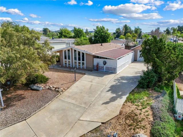 34164 Harrow Hill Road, Wildomar, CA 92595