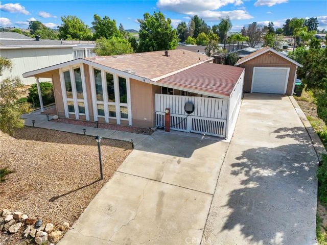 34164 Harrow Hill Road, Wildomar, CA 92595