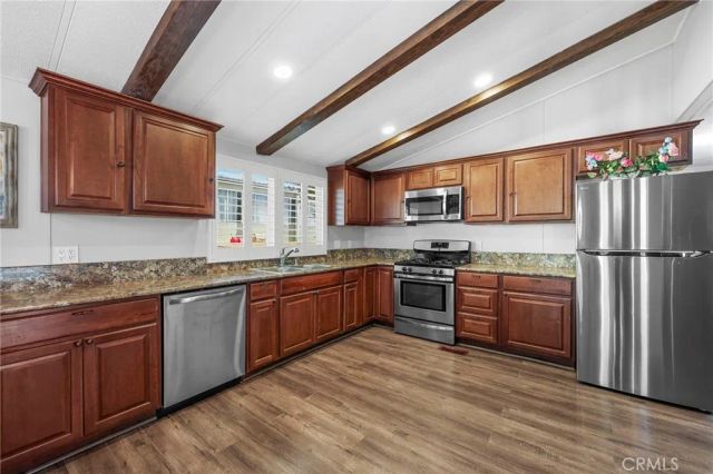 34164 Harrow Hill Road, Wildomar, CA 92595