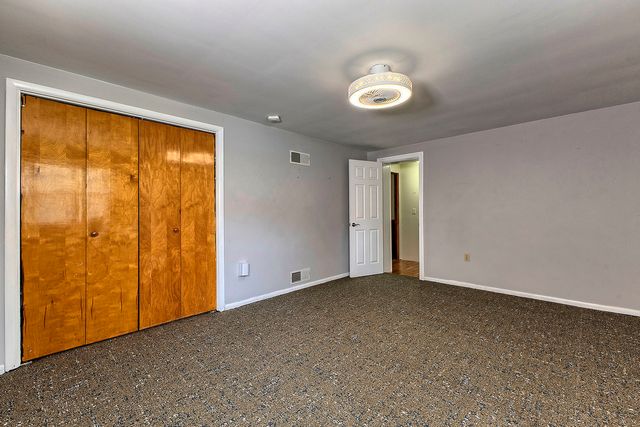 140 Keck Lane, Ruffs Dale, PA 15679