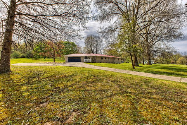 140 Keck Lane, Ruffs Dale, PA 15679