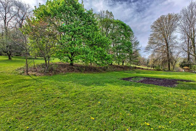 140 Keck Lane, Ruffs Dale, PA 15679