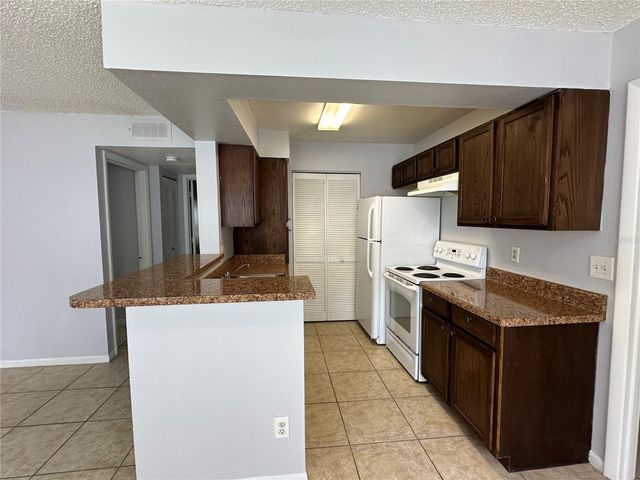 11550 WESTWOOD BOULEVARD 1217, Orlando, FL 32821