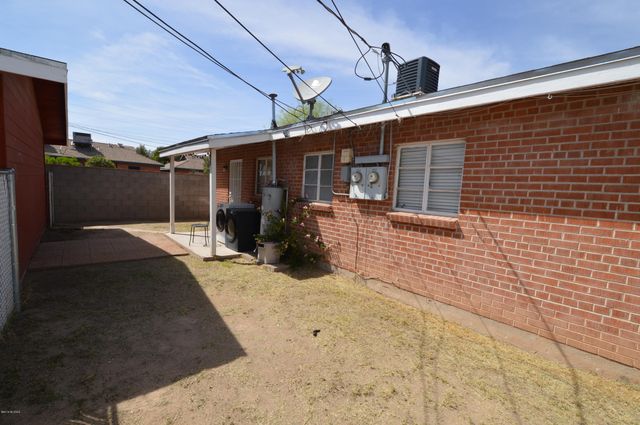 1024 E Water Street, Tucson, AZ 85719