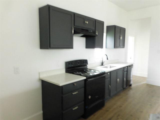 404 N Magnolia Avenue, Hubbard, TX 76648