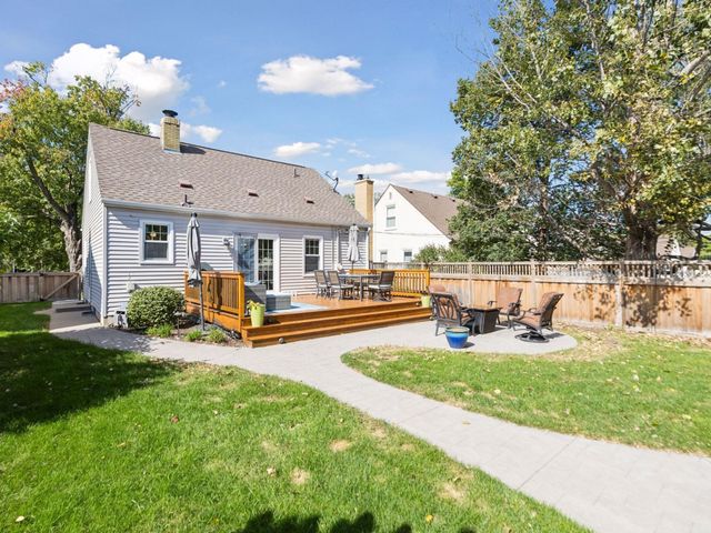 5525 Upton Avenue S, Minneapolis, MN 55410