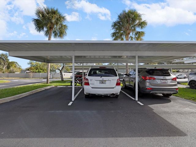 2737 ENTERPRISE ROAD E 111, Clearwater, FL 33759