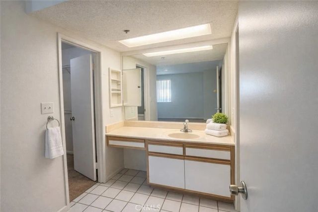 44508 15th East 12, Lancaster, CA 93535