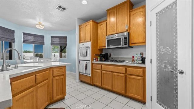 17112 Century Plant, Apple Valley, CA 92307