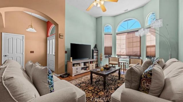 17112 Century Plant, Apple Valley, CA 92307