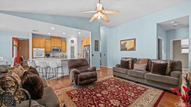 17112 Century Plant, Apple Valley, CA 92307