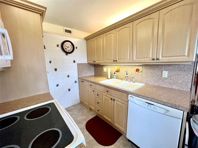 4159 Cambridge G 4159, Deerfield Beach, FL 33442