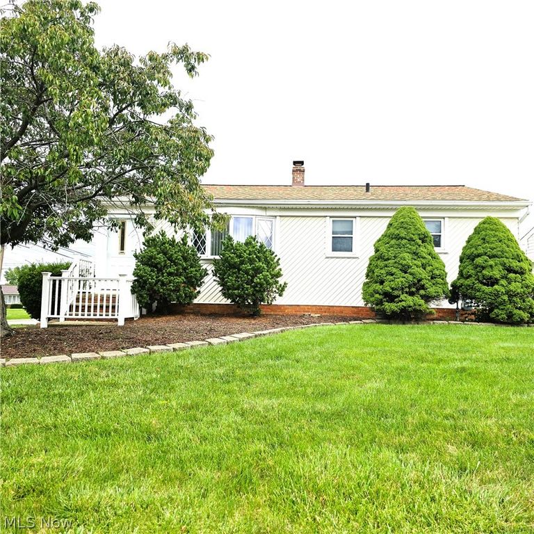 6113 Carol Drive, Brook Park, OH 44142