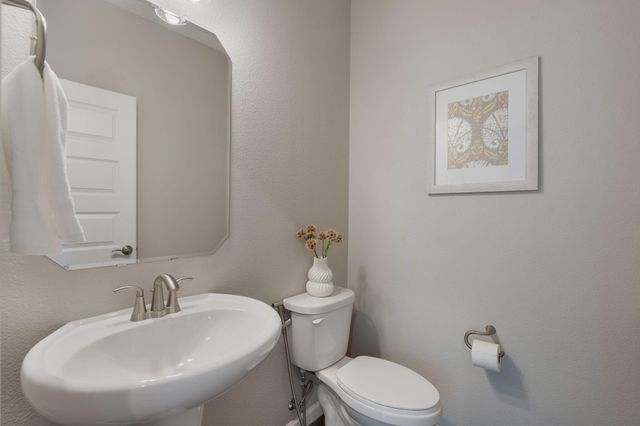 6309 Alpenglow Trail NE, Albuquerque, NM 87113