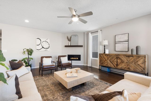 6309 Alpenglow Trail NE, Albuquerque, NM 87113