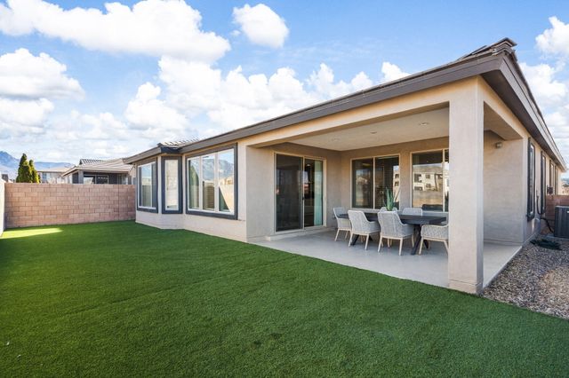 6309 Alpenglow Trail NE, Albuquerque, NM 87113