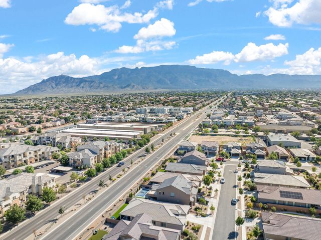 6309 Alpenglow Trail NE, Albuquerque, NM 87113