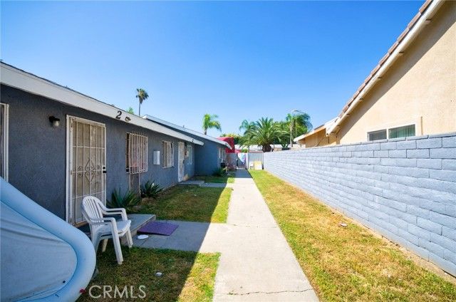 188 E 11th Street, San Bernardino, CA 92410