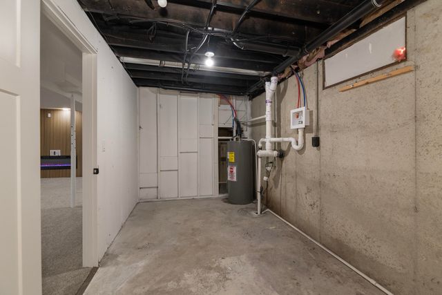 70908 Elkhart Road, Edwardsburg, MI 49112