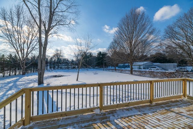 70908 Elkhart Road, Edwardsburg, MI 49112