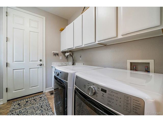 7560 S Eaton Park Way, Aurora, CO 80016