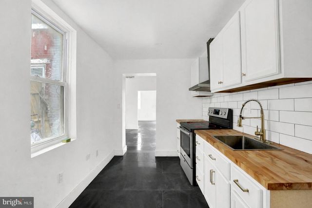 1341 HOWARD ST, Harrisburg, PA 17104